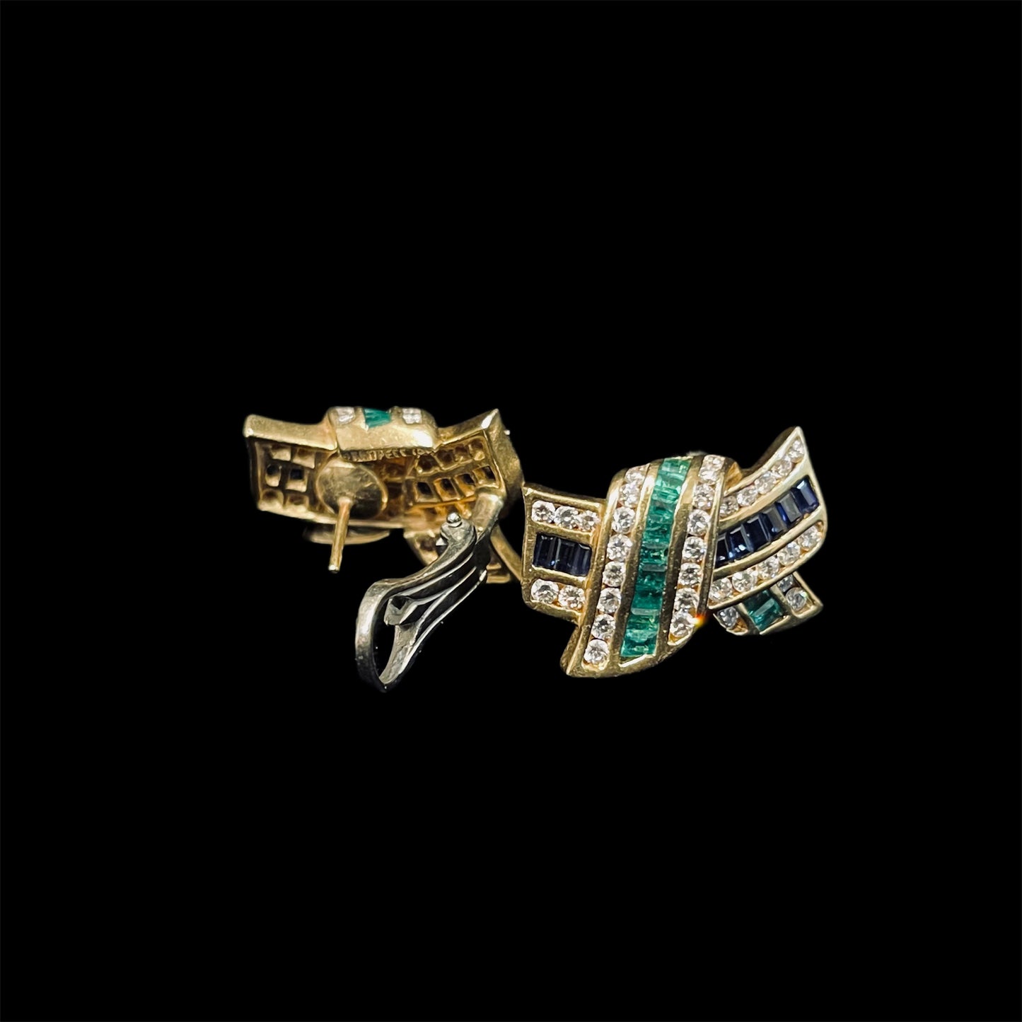 238-2 | 18k Yellow Gold Ribbon Type Ear clips Baguette cuts Sapphires and Emeralds Round White Diamonds