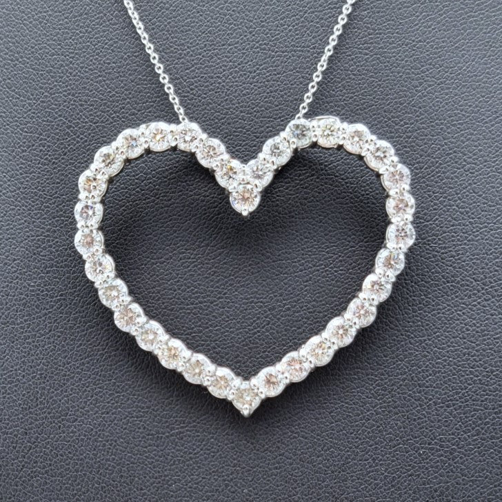 279-135 | 18kw Heart Diamond @6.26ct Pendant
