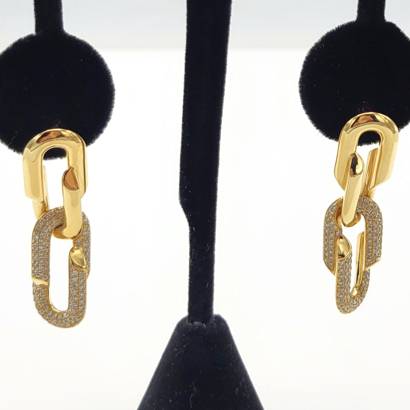 268-33 | 18ky Diamond @1.38ct Link Earrings