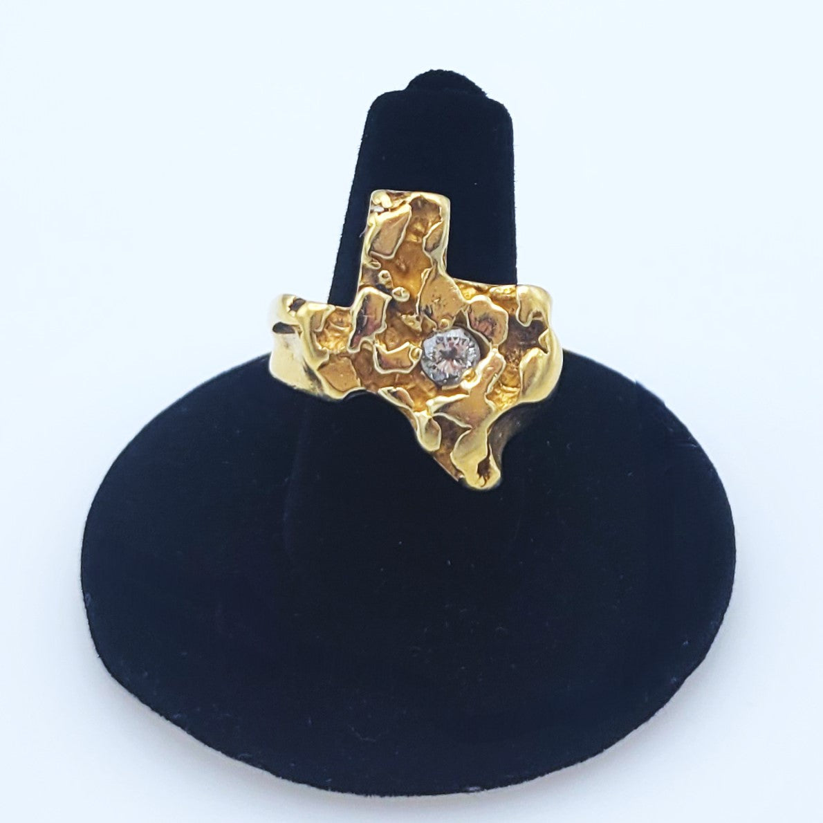 470-12 | 14ky Texas Nugget Ring with Diamond