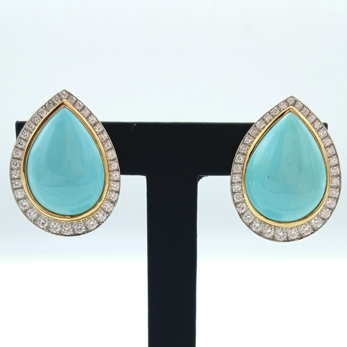 51-25 | 18ky and Platinum Cabochon Turquoise and Diamond 2.74ct G-H VS Earrings