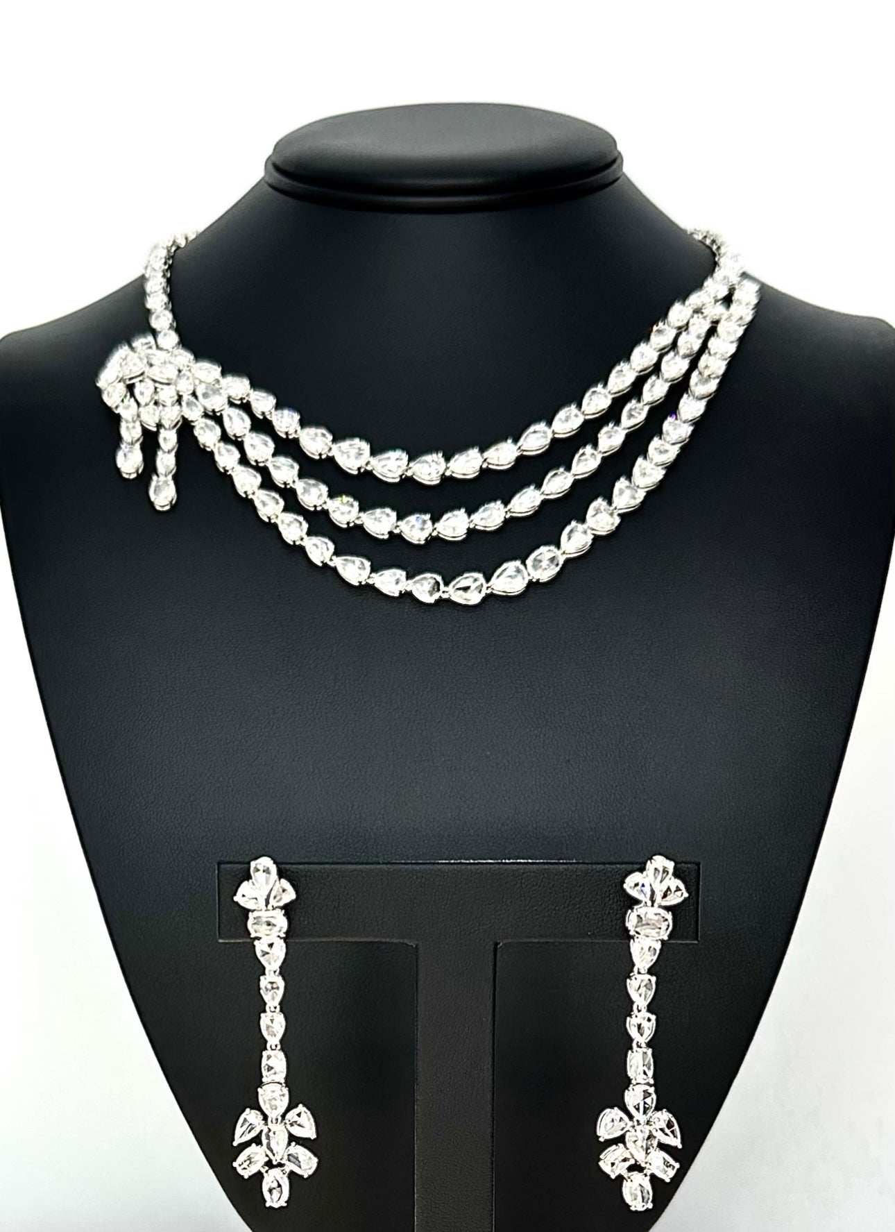 478-4 LIAIE | 18KWG Rosecut Earring + Necklace Set