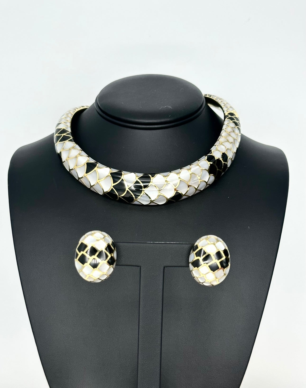 162-105 OBIEX | Set of Angela Cummings 18kt Inlaid Set