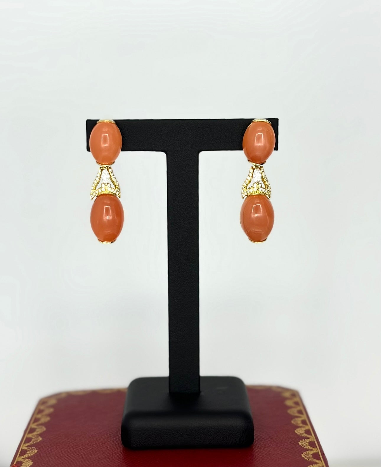 33-402 FOBEX | Henry Dunay Orange Moonstone Diamond Earrings