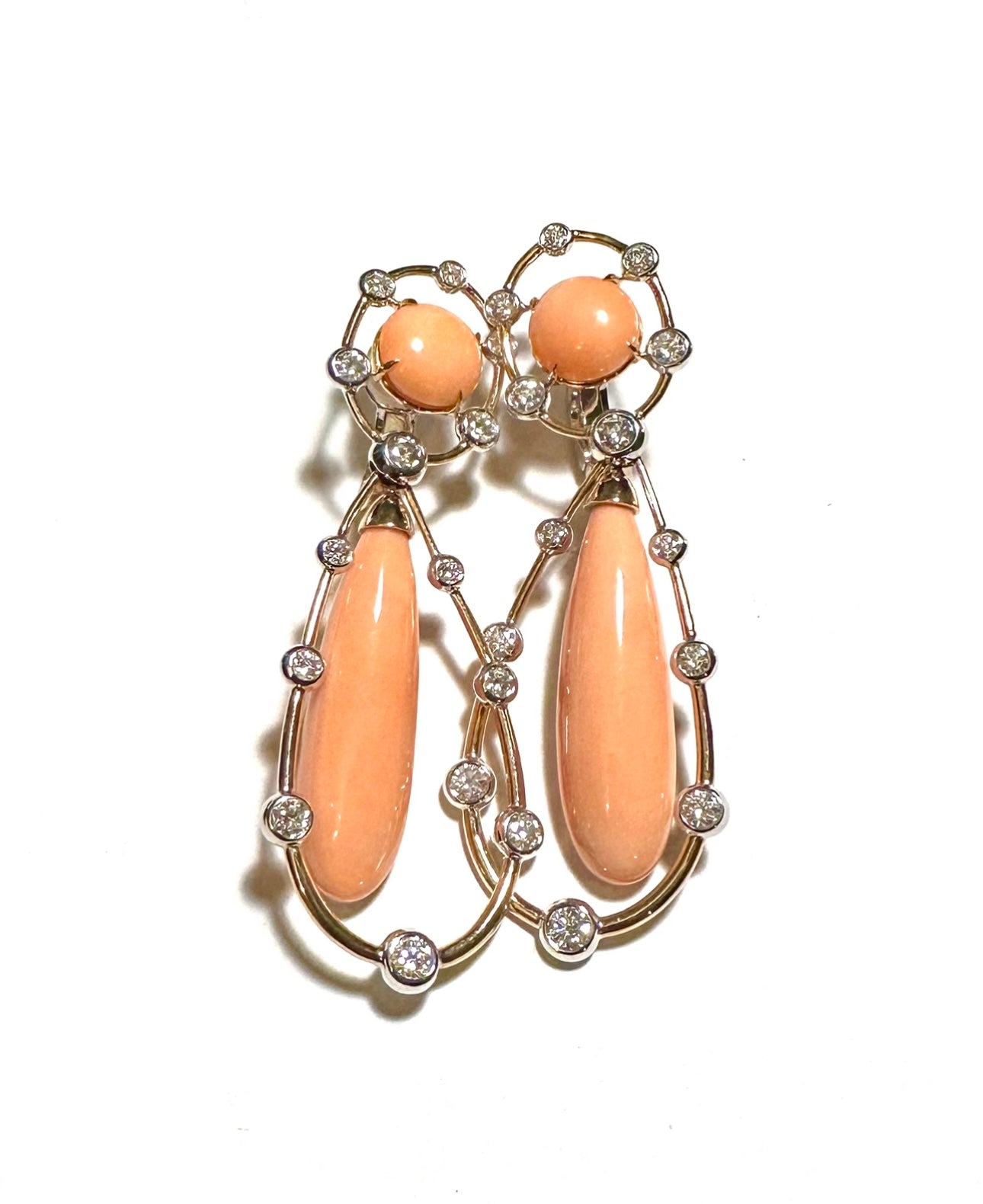 63-222 OIEXE | 18KT YG/WG Pearl shape Coral D:4.17cts Earrings