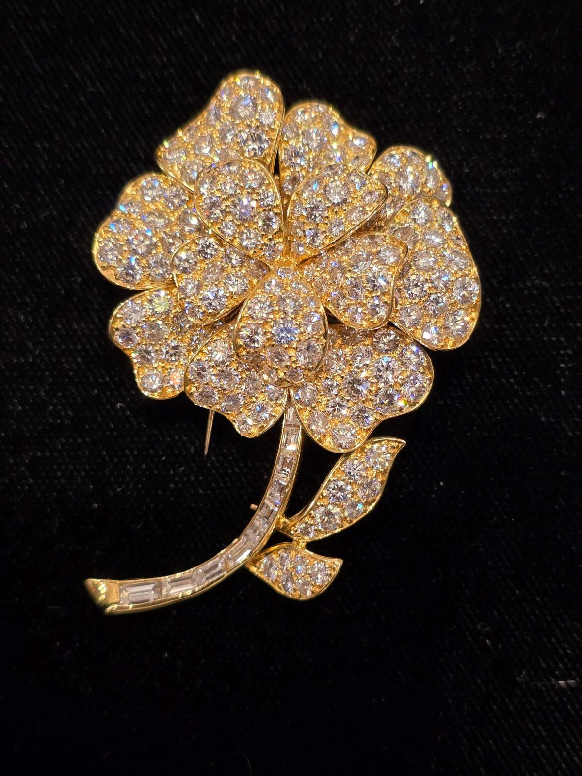 487-1 MIEXE | White Diamond Flower 18K Y/G Brooch