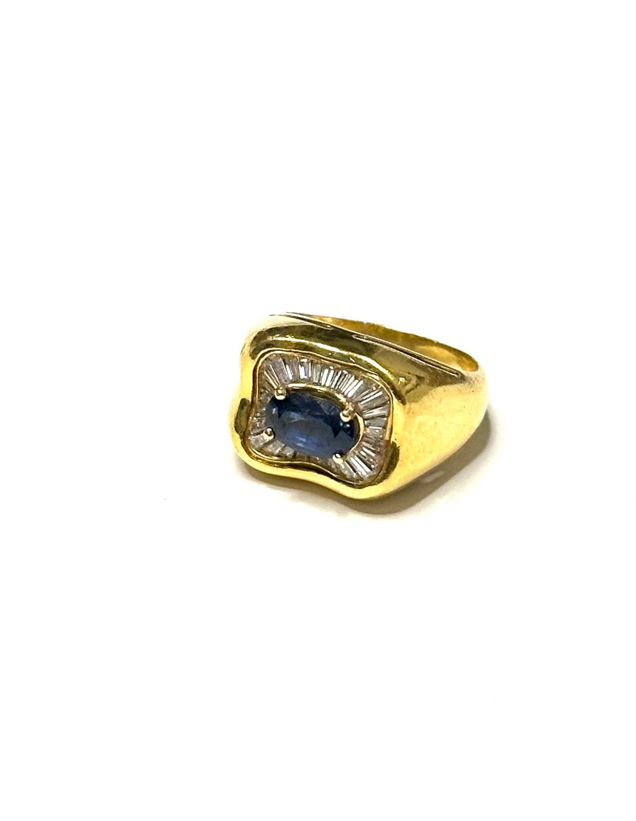 483-6 OEXE | 18KYG Saph: 1.43cts D: 1.2cts