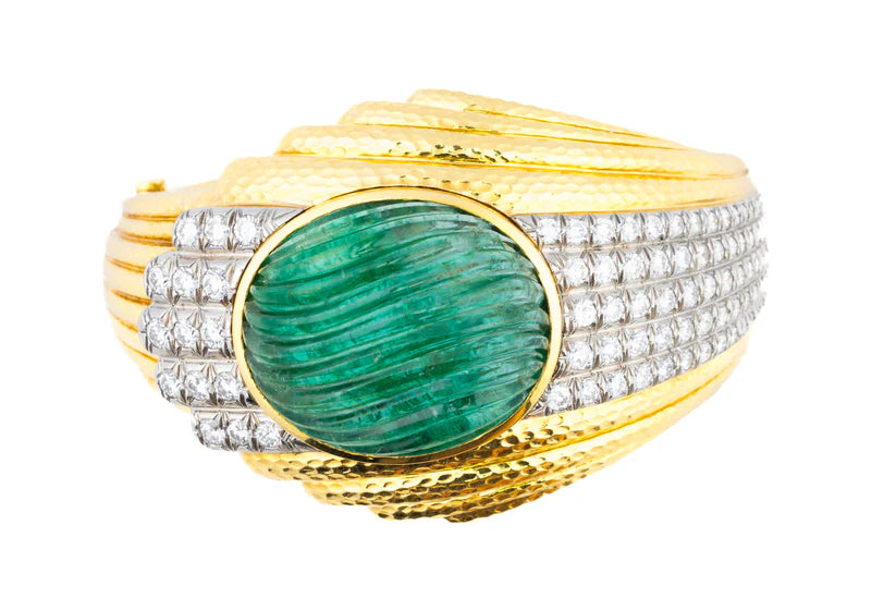 483-41 DIEXE | 18K David Webb carved Emerald 61.04ct Diamonds 4.80ct